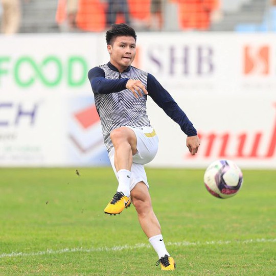 Ngược dòng thắng kịch tính, Hà Nội FC vào tứ kết Cúp quốc gia 2022 - Ảnh 1.