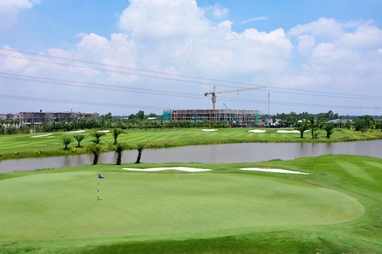 Sự khan hiếm tạo giá trị gia tăng vượt bậc của Biệt thự sân golf liền kề TP HCM - Ảnh 3.