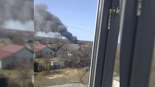 Nga tố máy bay Ukraine xâm phạm không phận, bắn vào nhà dân - Ảnh 1.