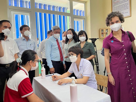 Phát động chiến dịch tiêm vắc-xin Covid-19 cho trẻ từ 5 - 12 tuổi - Ảnh 1.