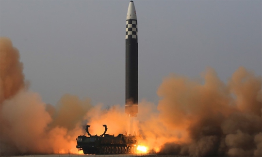 Ngại căng thẳng với Nga, Mỹ hủy phóng thử tên lửa ICBM - Ảnh 2.