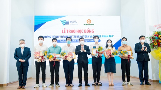Đại học Quốc gia TP HCM hợp tác Tập Đoàn Hưng Thịnh ươm mầm tài năng toán và trí tuệ nhân tạo - Ảnh 9.