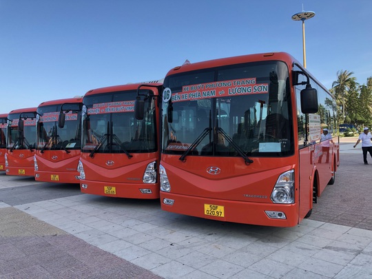 Phương Trang ra mắt 8 tuyến xe buýt trợ giá tại Khánh Hòa - Ảnh 2.