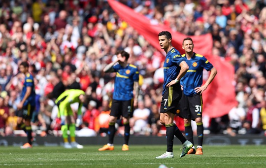 Man United lại khiến các fan thất vọng khi thua đậm Arsenal 1-3 - Ảnh 8.