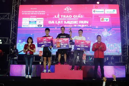 “Da Lat Music Run 2022” - Giải chạy bộ kết hợp âm nhạc độc đáo và nhiều sắc màu - Ảnh 6.