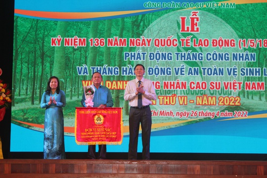 Tháng công nhân ngành cao su Việt Nam thiết thực, ý nghĩa - Ảnh 6.