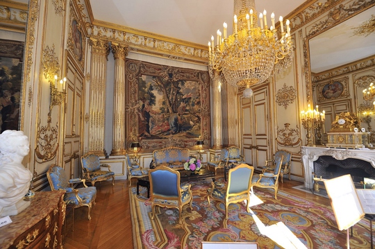 Bên trong cung điện ở và làm việc Tổng thống Pháp - Ảnh 6.