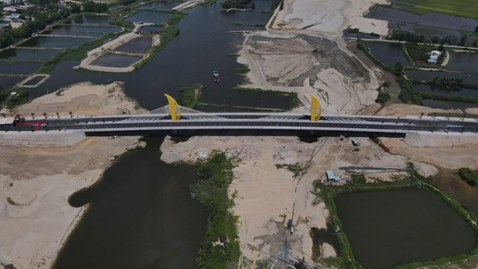 Thông xe cầu Ông Điền, một trong những cây cầu đẹp nhất Quảng Nam - Ảnh 14.