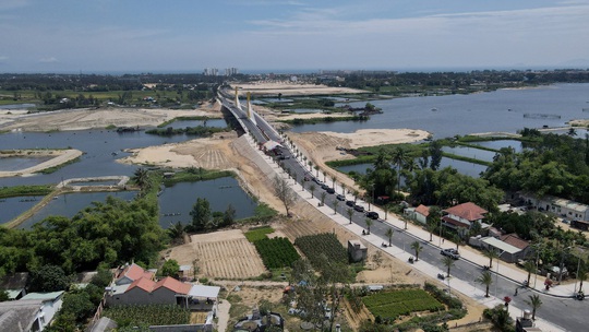 Thông xe cầu Ông Điền, một trong những cây cầu đẹp nhất Quảng Nam - Ảnh 10.