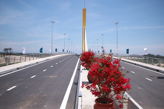 Thông xe cầu Ông Điền, một trong những cây cầu đẹp nhất Quảng Nam - Ảnh 6.