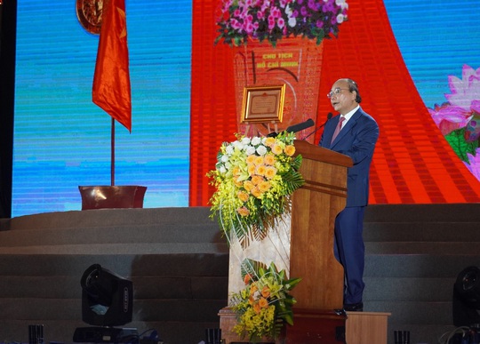 Xúc động lễ kỷ niệm 50 năm giải phóng tỉnh Quảng Trị - Ảnh 2.