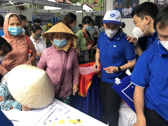 CEP đồng hành vượt khó với công nhân lao động và phòng chống “Tín dụng đen” - Ảnh 2.