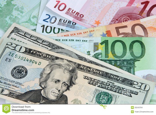 Điện Kremlin: Đồng USD và euro lung lay mạnh - Ảnh 1.