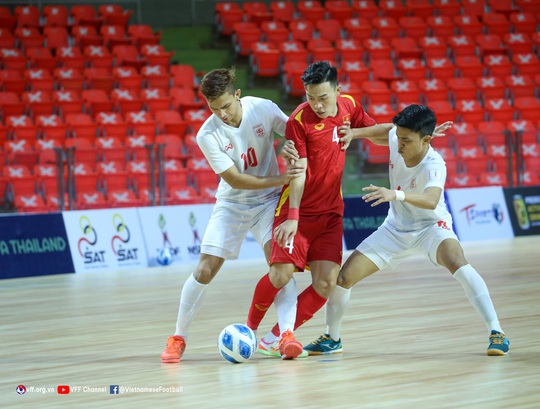 Tuyển Việt Nam bị Myanmar cầm hòa ngày ra quân vòng loại Giải Futsal châu Á 2022 - Ảnh 1.