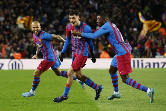 Sao trẻ Pedri lập đại công, Barcelona trở lại ngôi nhì La Liga - Ảnh 4.