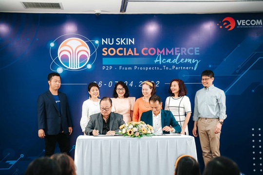 Nu Skin Việt Nam và VECOM hợp tác đào tạo thương mại xã hội - Ảnh 1.