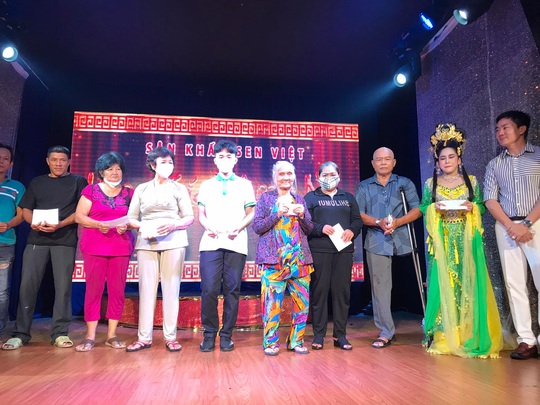 Sân khấu Sen Việt tạo dấu ấn đẹp với chương trình Hương sắc phương Nam - Ảnh 1.
