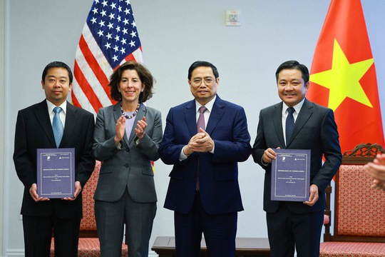 Thủ tướng Phạm Minh Chính gặp Bộ trưởng Tài chính, Thương mại Mỹ - Ảnh 10.