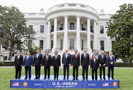 Những hình ảnh Thủ tướng Phạm Minh Chính dự chiêu đãi của Tổng thống Joe Biden - Ảnh 7.