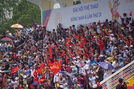 Rowing Việt Nam xuất sắc giành HCV thứ ba tại SEA Games 31 - Ảnh 2.