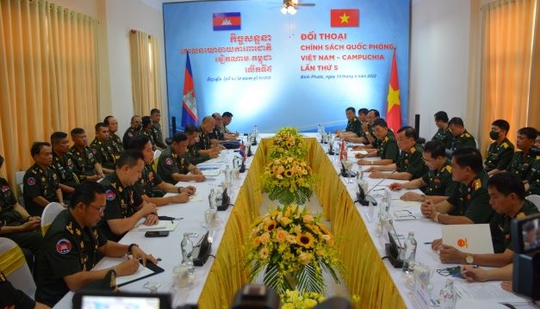 Việt Nam - Campuchia đối thoại về chính sách quốc phòng - Ảnh 1.