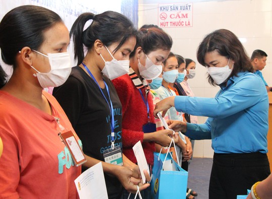 Đắk Lắk: Tập trung xây dựng Công đoàn khu vực goài quốc doanh - Ảnh 2.