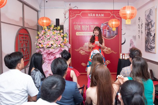 MC Thi Thảo cùng Hoa hậu Diễm Hương rực rỡ trong sự kiện khai trương thương hiệu trà Vân Nam - Ảnh 3.