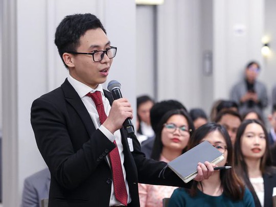 Thủ tướng Phạm Minh Chính: Thế hệ chúng tôi chưa làm thì thế hệ tương lai sẽ làm - Ảnh 3. Thủ tướng Phạm Minh Chính: Thế hệ chúng tôi chưa làm thì thế hệ tương lai sẽ làm - Ảnh 3.