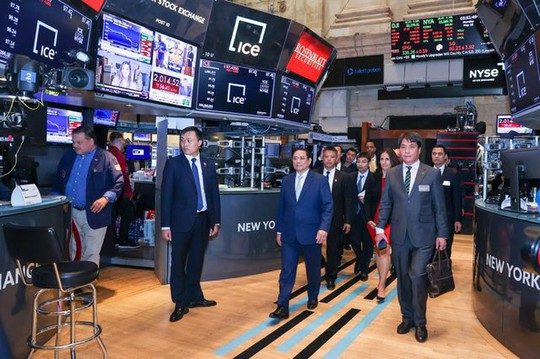 Thủ tướng Phạm Minh Chính thăm sàn giao dịch chứng khoán lớn nhất thế giới tại New York - Ảnh 5.