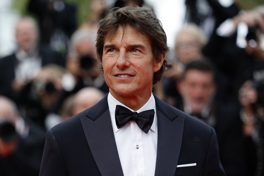 Tom Cruise phong độ tuổi 59, khuấy động Cannes 2022 - Ảnh 1.