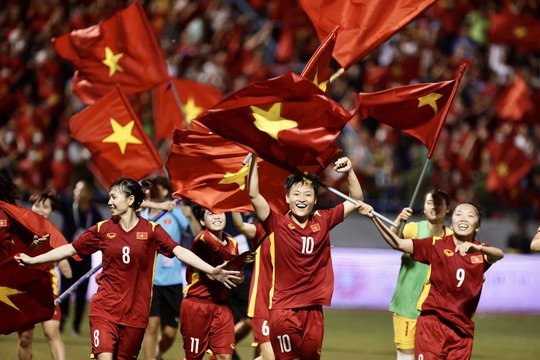 Nhật ký SEA Games 31 ngày 21-5: Bóng đá nữ lên ngôi, TTVN vượt xa chỉ tiêu HCV - Ảnh 3.