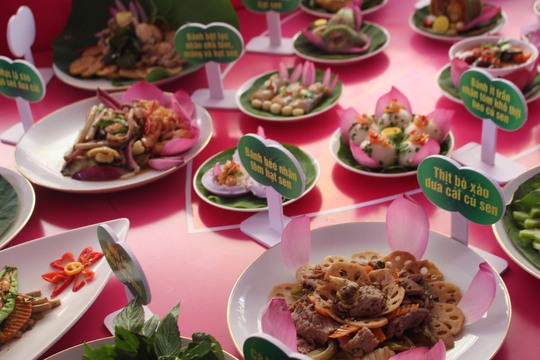 Kỷ lục Việt Nam với 200 món ăn được chế biến từ sen ở Đồng Tháp - Ảnh 7.