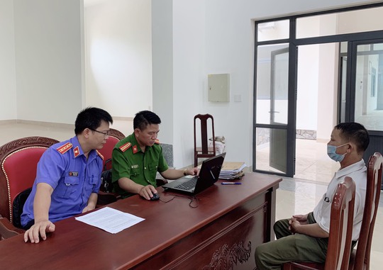 Bắt giam 28 đối tượng trong vụ phá rừng lớn nhất tỉnh Đắk Lắk - Ảnh 2.