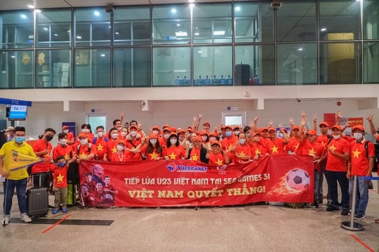 Vietravel thưởng nóng đội tuyển bóng đá Việt Nam vé du lịch Hàn Quốc - Ảnh 1.