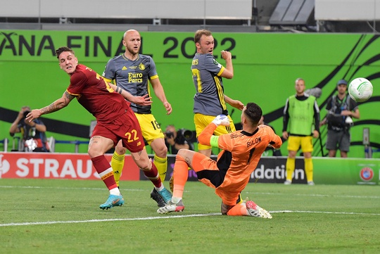 AS Roma vô địch Europa Conference League, Jose Mourinho lập kỳ tích - Ảnh 3.