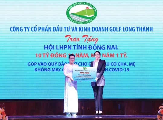 Golf Long Thành tài trợ 10 tỉ đồng cho chương trình “Mẹ đỡ đầu” tỉnh Đồng Nai - Ảnh 1.