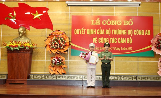 Đại tá Nguyễn Hữu Hợp làm Giám đốc Công an tỉnh Quảng Bình - Ảnh 1.