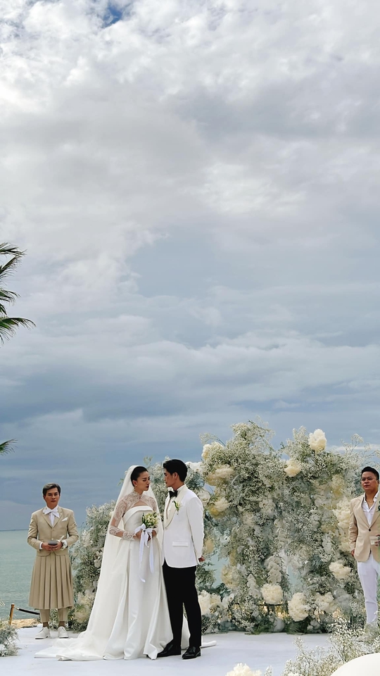 Đám cưới đặc biệt của Ngô Thanh Vân và Huy Trần - Ảnh 4.