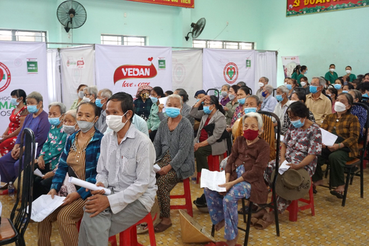 Vedan Việt Nam tổ chức khám bệnh cho người dân Đồng Nai - Ảnh 1.