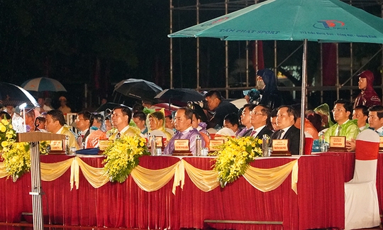 Chủ tịch nước Nguyễn Xuân Phúc: Quảng Bình phải xứng tầm quê hương Hai giỏi - Ảnh 3.