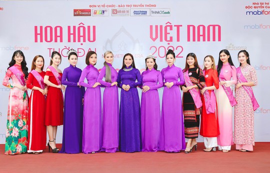 Hoa hậu Lý Kim Ngân mặc áo dài thuần Việt casting hoa hậu - Ảnh 1.