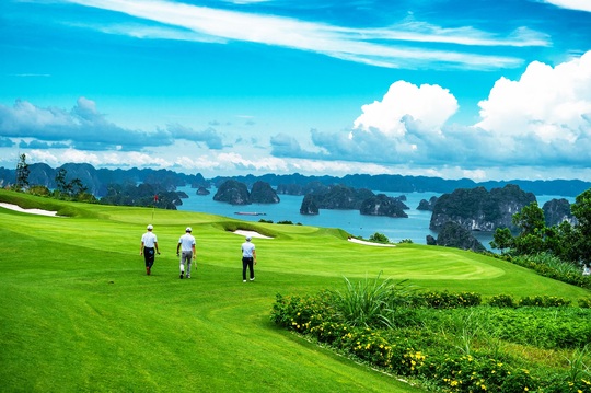 Những điểm check-in siêu hot hội mê golf không thể bỏ lỡ hè này - Ảnh 1.