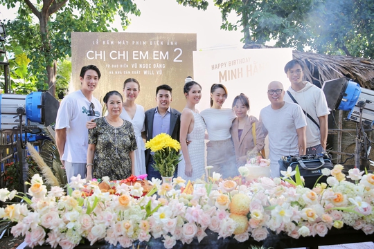 Sau tiệc cưới, Minh Hằng đóng phim cùng Ngọc Trinh - Ảnh 4.