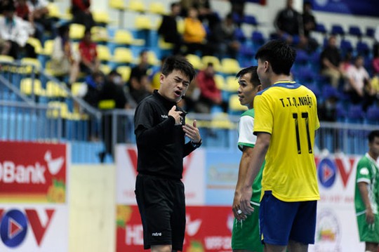 Futsal Việt Nam cần chuyên nghiệp để hút người xem - Ảnh 1.