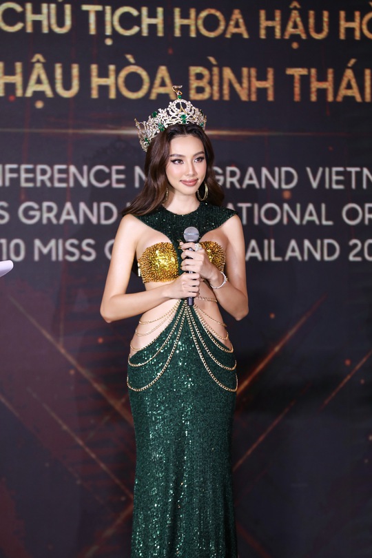 Công ty Sen Vàng lên tiếng về tranh chấp sở hữu tên Hoa hậu hòa bình Việt Nam - Ảnh 1.