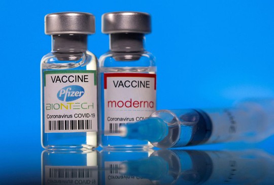 Mỹ: BA.5 lấn sân chóng mặt, gấp rút thử nghiệm vắc-xin kháng Omicron - Ảnh 1.
