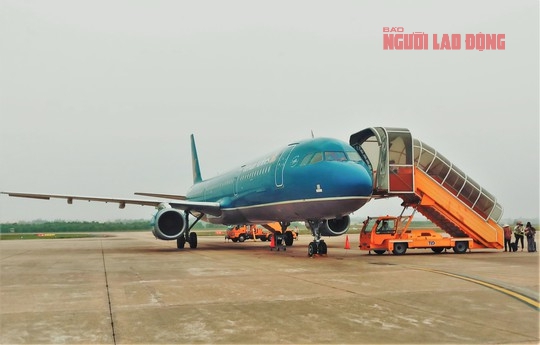 Nhiều hãng hàng không sẽ mở thêm chuyến bay Hà Nội - Đồng Hới - Ảnh 2.