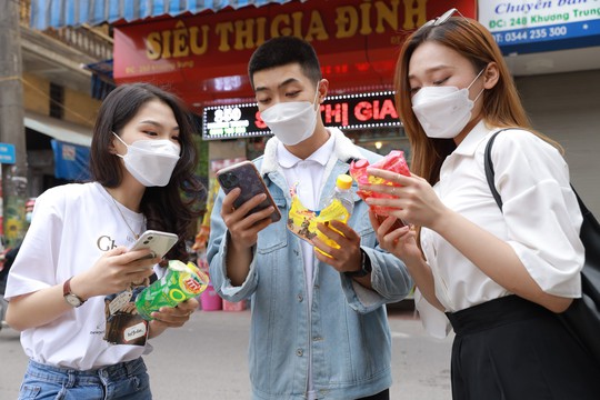 Trúng tiền tỉ chỉ với chai nước giải khát: Hồi hộp chờ người may mắn lộ diện vào sáng 18-7 tới đây - Ảnh 2.