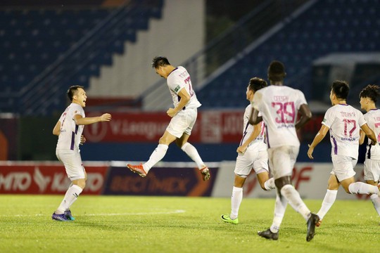 Vòng 7 League 2022: Hải Phòng trắng tay, ngôi đầu đổi chủ - Ảnh 6.