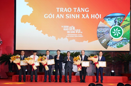Agribank tài trợ 5 tỉ đồng xây trường tiểu học ở Hậu Giang - Ảnh 3.